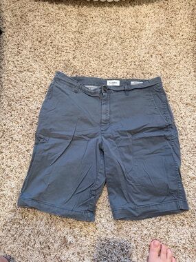 Goodfellow & Co Linden Short Gray Chino Flat Front Casual Shorts Size 34